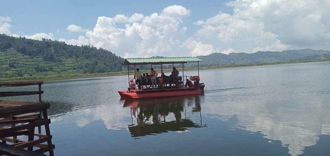 Scenic boat safari experience in Uganda’s wildlife regions during the Pearl Odyssey Package