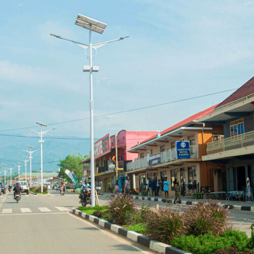 Guided city tour through Fort Portal showcasing Uganda’s vibrant streets, local businesses, and scenic urban landscapes.