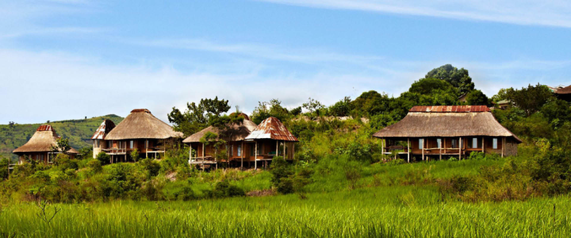 Comfortable mid-range safari lodge overlooking the Ugandan wilderness.